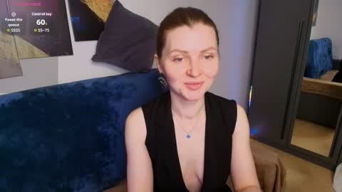 Snapshot of lisa__evans chatting on June 2, 2026, 2:24 am Lisa online show from June 2, 2026, 2:24 am