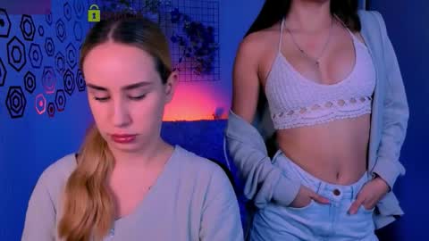 Lisa online show from November 27, 2025, 8:22 pm