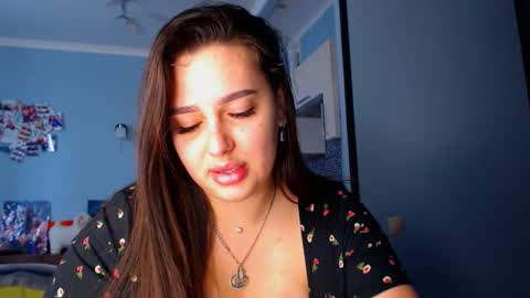 lisa_lady_golden online show from September 10, 2025, 8:36 am