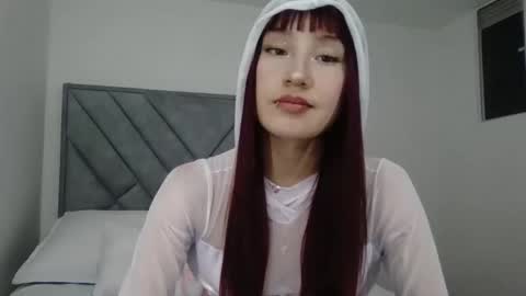 Lisa Roberths online show from November 25, 2025, 4:56 am