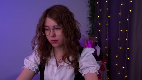  Lisa  online show from November 15, 2025, 11:54 pm