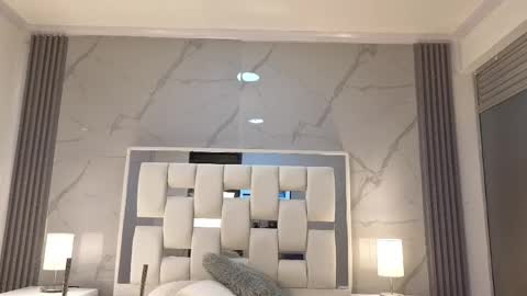 lisa_sweetas online show from April 21, 2026, 7:50 pm