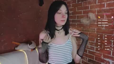 Lisa online show from February 8, 2026, 9:29 pm