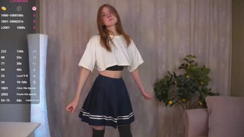 Molly online show from November 14, 2025, 4:06 pm