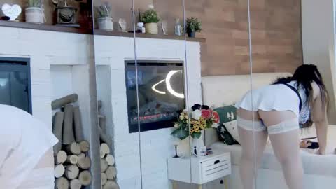 Snapshot of lisamaze chatting on December 8, 2024, 3:13 pm SofiaHanson online show from December 8, 2024, 3:13 pm