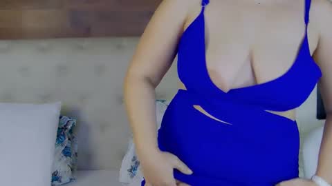 Snapshot of lisamaze chatting on January 28, 2025, 7:21 pm SofiaHanson online show from January 28, 2025, 7:21 pm