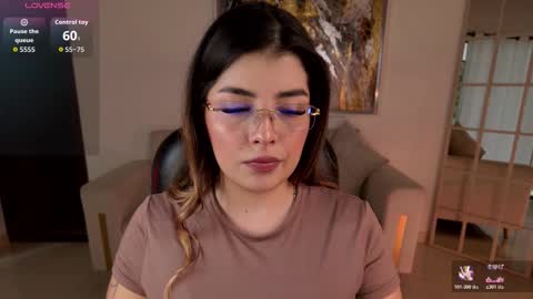 LISA MONROE online show from December 13, 2025, 8:04 pm