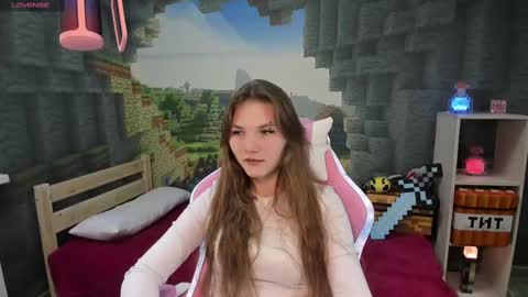 Lisa online show from February 8, 2025, 5:08 pm