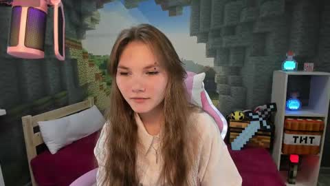 Lisa online show from February 9, 2025, 8:24 pm