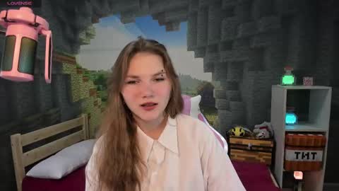 Lisa online show from February 16, 2025, 10:10 pm