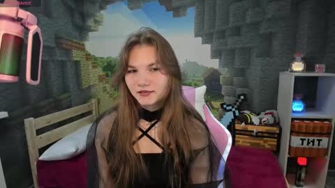 Lisa online show from February 21, 2025, 6:15 pm