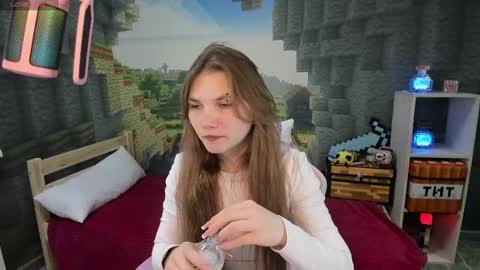 Lisa online show from March 10, 2025, 12:18 am