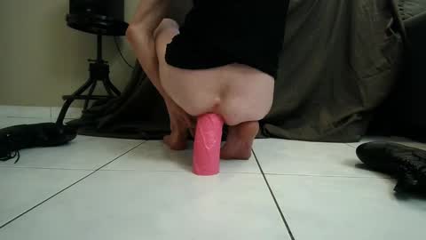 Snapshot of lisasssonly chatting on September 29, 2025, 5:45 am Lisa online show from September 29, 2025, 5:45 am