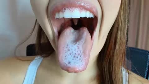 Lisbet online show from March 8, 2026, 3:05 pm