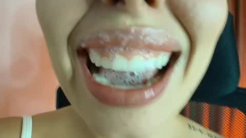 Lisbet online show from April 21, 2026, 10:23 pm