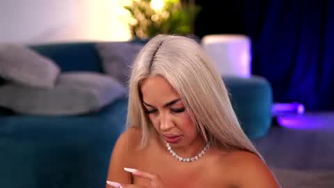 LisetteLuxe online show from July 9, 2026, 7:18 pm