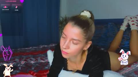 Snapshot of lisi4ka_basik33 chatting on February 25, 2026, 5:55 pm Kris Maks online show from February 25, 2026, 5:55 pm