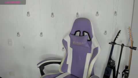 Lissa Kim  online show from March 8, 2026, 11:14 am