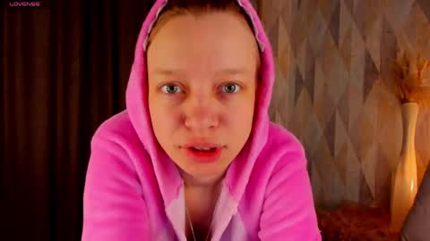 Snapshot of lissa_kitsune chatting on May 18, 2026, 1:02 am Lissa online show from May 18, 2026, 1:02 am