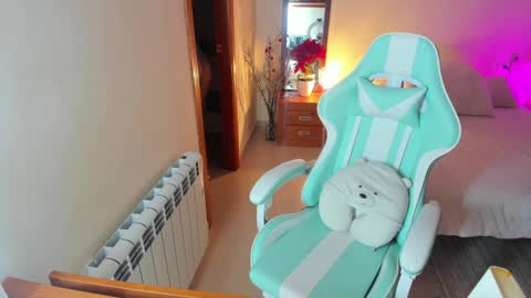 Lissa online show from December 16, 2024, 5:59 am