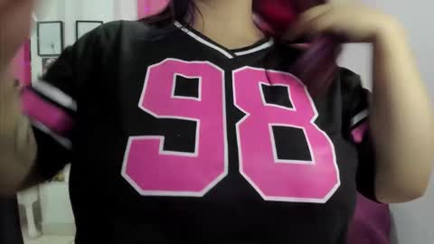 lissa online show from November 23, 2025, 9:58 pm