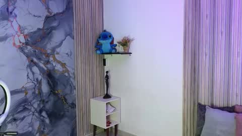 ss  online show from December 19, 2025, 8:16 pm