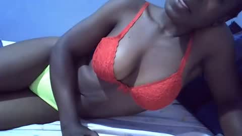 lisssa01 online show from January 11, 2026, 6:18 am