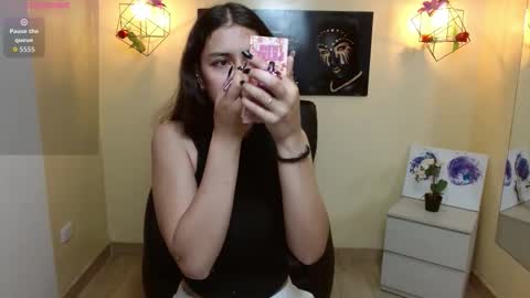 Lita online show from November 20, 2025, 2:06 pm