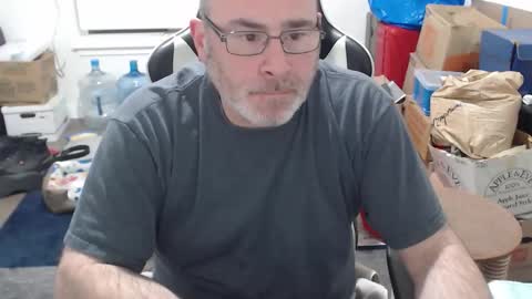 litemike7 online show from December 1, 2025, 2:49 am