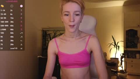 Snapshot of litllle_alis_a chatting on January 21, 2025, 7:50 pm Alisa online show from January 21, 2025, 7:50 pm