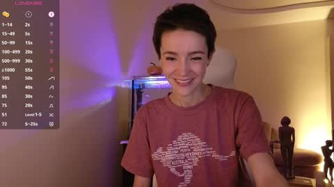 Snapshot of litllle_alis_a chatting on October 27, 2025, 8:24 pm Alisa online show from October 27, 2025, 8:24 pm