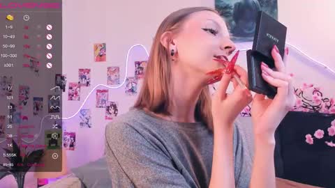 Snapshot of little__caprice chatting on February 3, 2026, 7:13 am Bella online show from February 3, 2026, 7:13 am