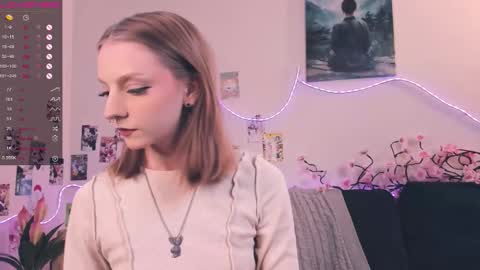 Snapshot of little__caprice chatting on February 21, 2026, 7:31 am Bella online show from February 21, 2026, 7:31 am