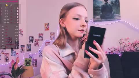 Snapshot of little__caprice chatting on February 24, 2026, 7:17 am Bella online show from February 24, 2026, 7:17 am