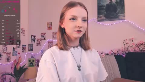 Snapshot of little__caprice chatting on February 27, 2026, 7:30 am Bella online show from February 27, 2026, 7:30 am