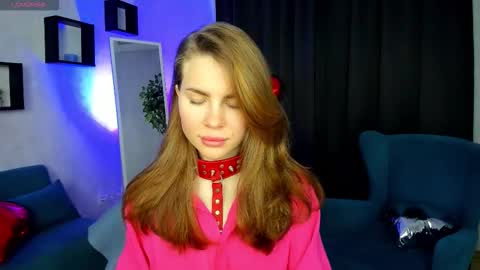 Snapshot of little__isabel chatting on February 19, 2026, 1:34 am Isabel online show from February 19, 2026, 1:34 am