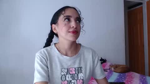 TU ANGELITO online show from November 12, 2025, 12:44 am