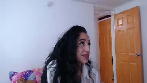 TU ANGELITO online show from November 28, 2025, 9:50 pm