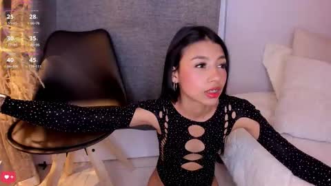 Ana online show from September 12, 2025, 8:09 pm