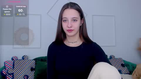 Lana online show from September 29, 2025, 6:51 am
