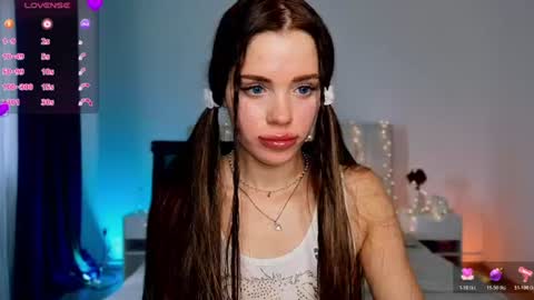 Snapshot of little_cuti1e chatting on July 17, 2026, 8:21 am Kathrine online show from July 17, 2026, 8:21 am