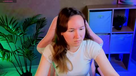 Alexandra online show from June 4, 2026, 2:17 am