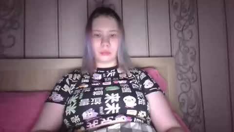 Snapshot of little_kitsune chatting on September 29, 2025, 2:00 pm Rachel online show from September 29, 2025, 2:00 pm