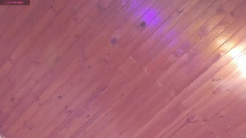 Lili online show from February 2, 2025, 11:21 pm