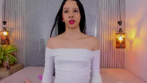 little_melody1 online show from June 3, 2026, 7:41 pm