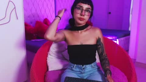 Paulette online show from June 3, 2026, 3:53 am