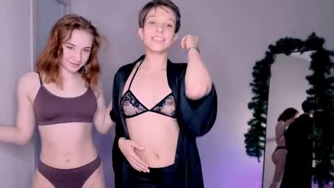 little_pretty_woman online show from February 11, 2025, 7:38 pm