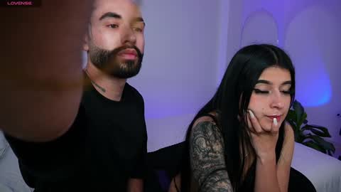 Snapshot of little_vannesaa chatting on December 9, 2024, 2:13 am little_vannesaa online show from December 9, 2024, 2:13 am