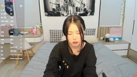 Yena and Gabby online show from March 12, 2026, 8:37 pm