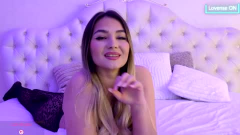 littleblondbunny online show from March 2, 2026, 7:15 am